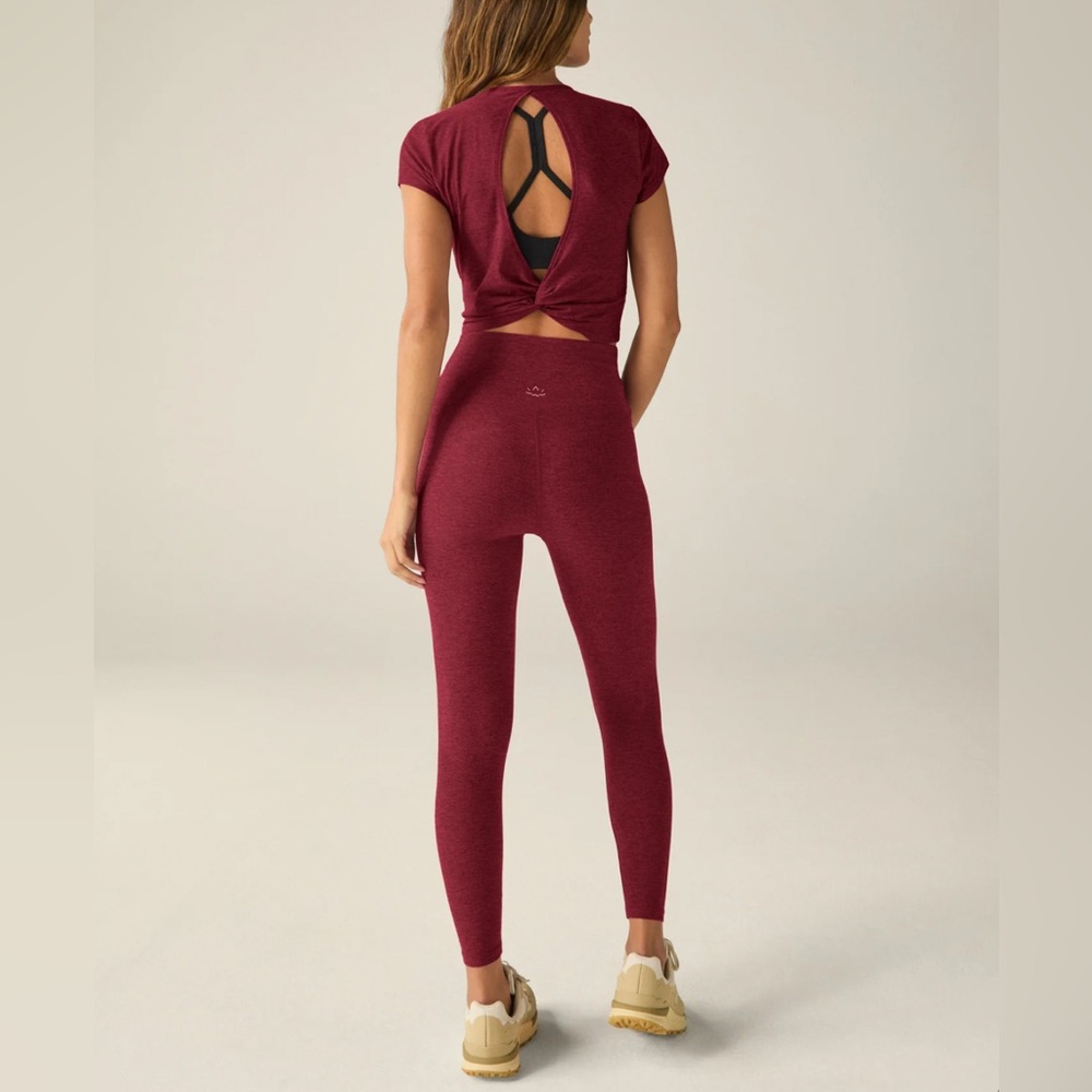 Beyond Yoga Featherweight Let Go Twist Back - Bordeux Heather - Picture 4 of 4